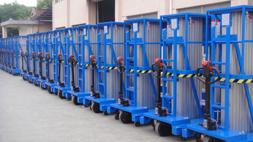 廣東升降平臺(tái)應(yīng)注意的問(wèn)題 廣東升降平臺(tái)