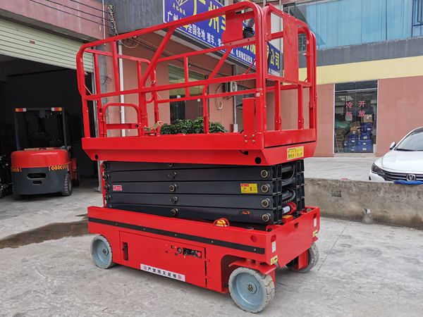 劣質(zhì)液壓油對升降機(jī)升降平臺的影響有哪些? 液壓升降平臺